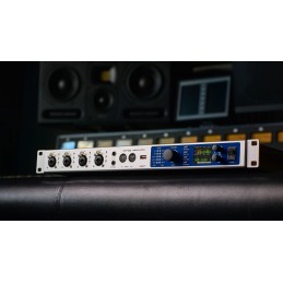 Interfaccia Audio USB 3.0 fino a 192 kHz, 94 In/Out: 12 x Analog I/O, 4 x Preamp Mic/inst, 1 x MADI I/O, 1 x AES/EBU I/O, 2 x AD