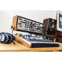 Eurorack 3U 88HP - Modulo Alimentazione 5HP incluso - Nero