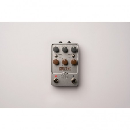 Dynamic Speaker Modeling in formato stompbox portatile