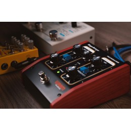 Pedale di ring modulation 100% analogico con controlli LFO, MOD, FREQ e RATE