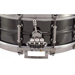 PEARL 14x6.5 Brass  Beaded Shell, Single Flange hoops w/Claw Hooks, Vintage Snare Beds, Black Nickel Finish