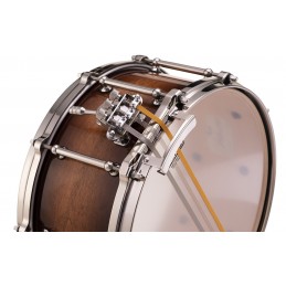 PEARL 13x4.0 Philharmonic SD, 6 ply Maple shell, Single Flanged hoops w/Claw Hook