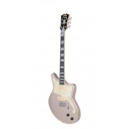 D'ANGELICO DELUXE BEDFORD (WITH TREMOLO) DESERT GOLD