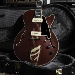 D'ANGELICO DELUXE SS (with stairstep tailpiece)  SATIN TRANS WINE