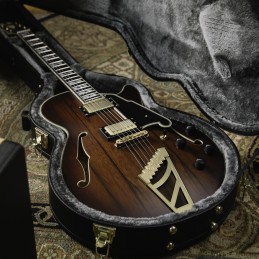 D'ANGELICO DELUXE SS (with stairstep tailpiece) SATIN BROWN BURST