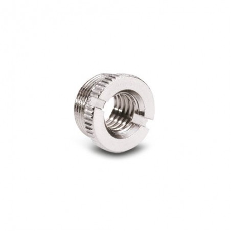 Adam Hall Stands D 800