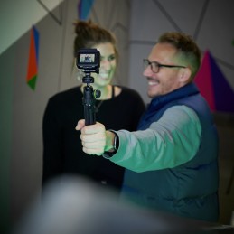 Gravity VS TRIPOD 01 B