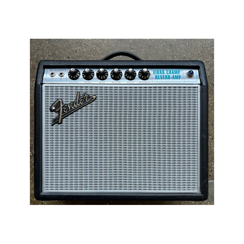 FENDER '68 CUSTOM VIBRO CHAMP REVERB AMP