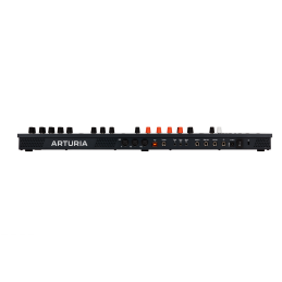 Sintetizzatore ibrido analogico/digitale a 6 voci 37 tasti