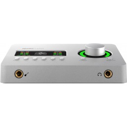 Interfaccia audio desktop 2x4 USB 3 (connettore USB-A o USB-C) con Realtime UAD-2 SOLO Core Processing per Windows.